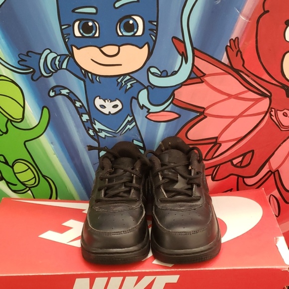 Air Force Ones (FLASH SALE) - Picture 2 of 4